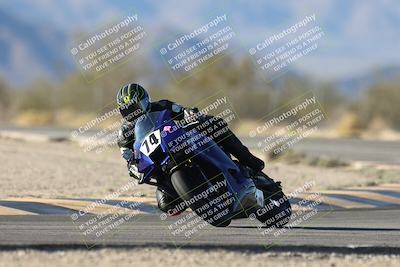 media/Dec-07-2025-CVMA (Sun) [[3e7d2de5dc]]/Race 12- Formula 40 MW and LW/